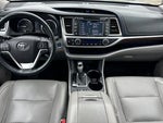 2016 Highlander Hybrid Thumbnail 15