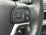 2016 Highlander Hybrid Thumbnail 31