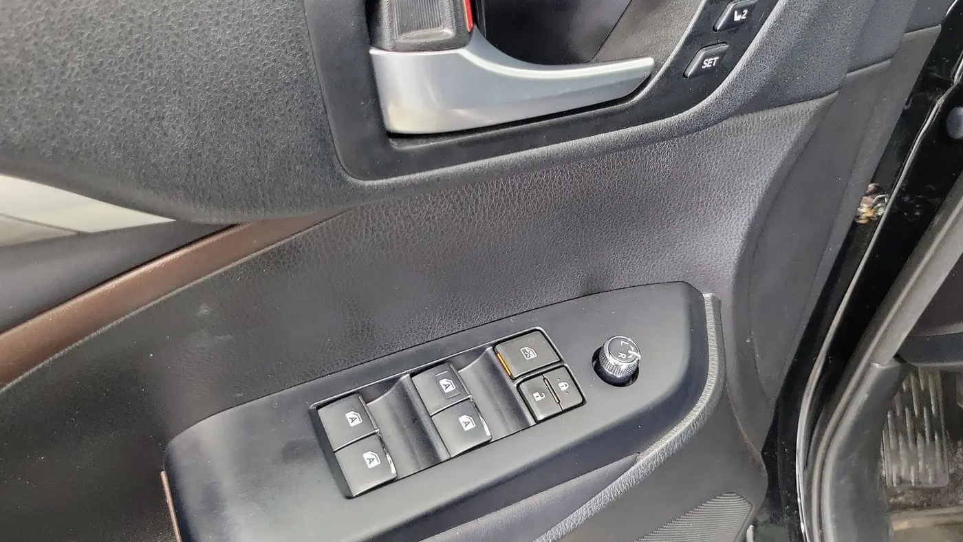 2018 Toyota Highlander Hybrid Limited Platinum