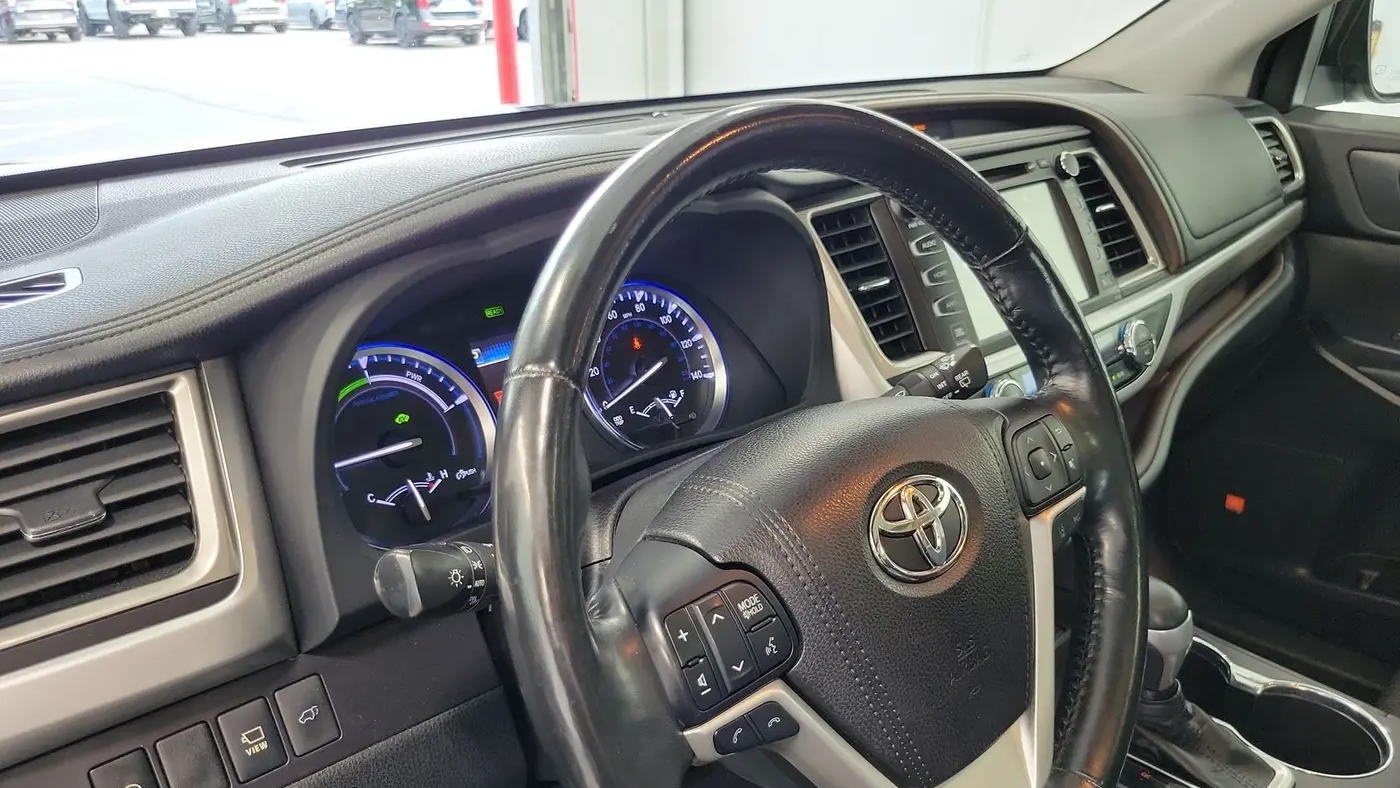 2018 Toyota Highlander Hybrid Limited Platinum