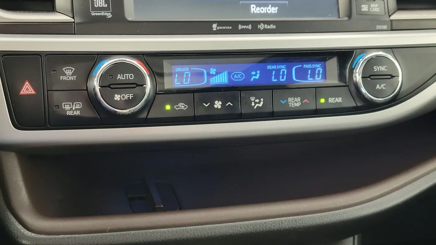 2018 Toyota Highlander Hybrid Limited Platinum