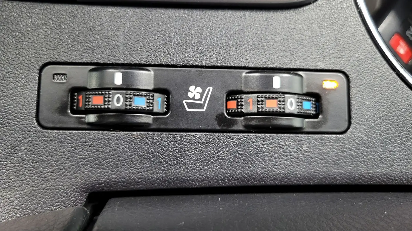 2018 Toyota Highlander Hybrid Limited Platinum