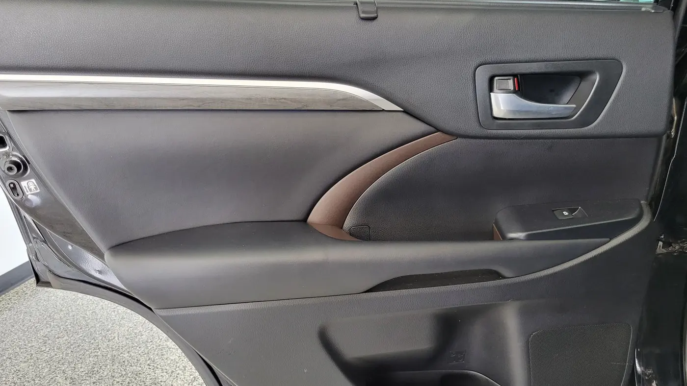 2018 Toyota Highlander Hybrid Limited Platinum