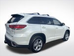 2017 Highlander Hybrid Thumbnail 5