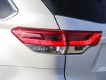 2019 Highlander Hybrid Thumbnail 10