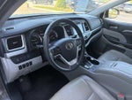 2019 Highlander Hybrid Thumbnail 14