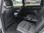 2017 Highlander Hybrid Thumbnail 12