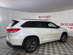 2017 Highlander Hybrid Thumbnail 9