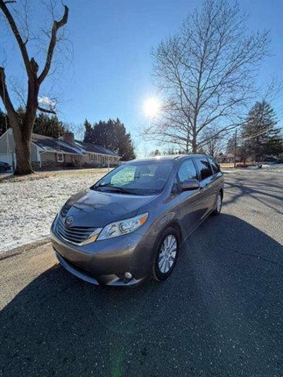 Photo of a 2014 Toyota Sienna AWD XLE 7-Passenger 4DR Mini-Van for sale