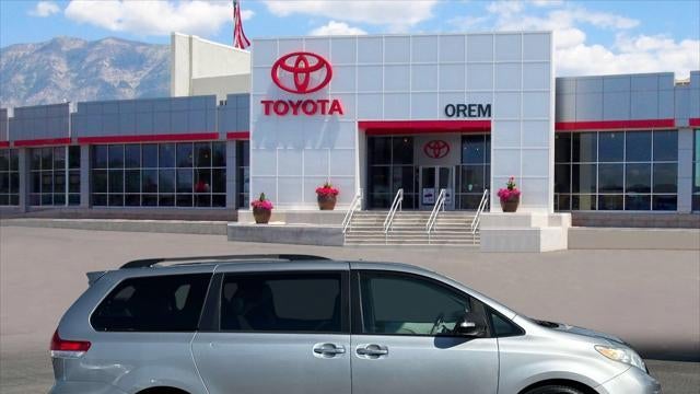 2014 Toyota Sienna XLE 7-Passenger