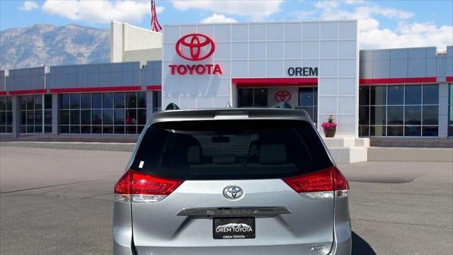 2014 Toyota Sienna XLE 7-Passenger