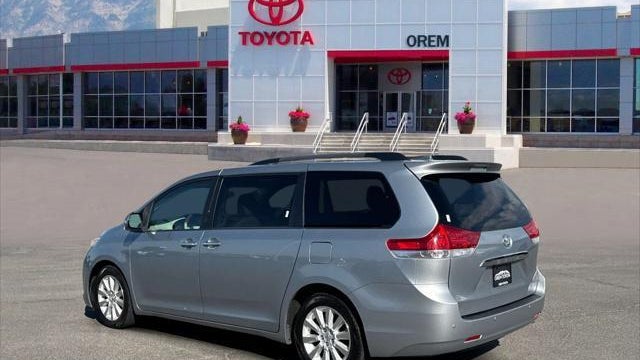 2014 Toyota Sienna XLE 7-Passenger
