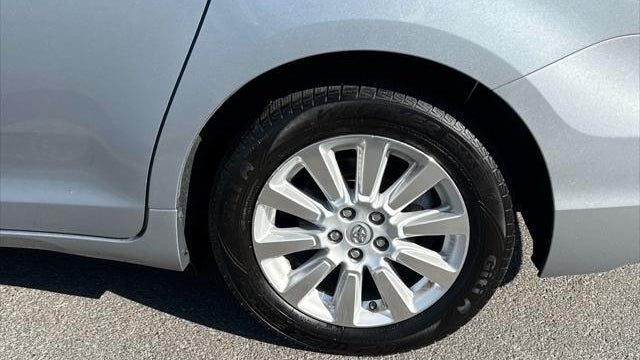 2014 Toyota Sienna XLE 7-Passenger