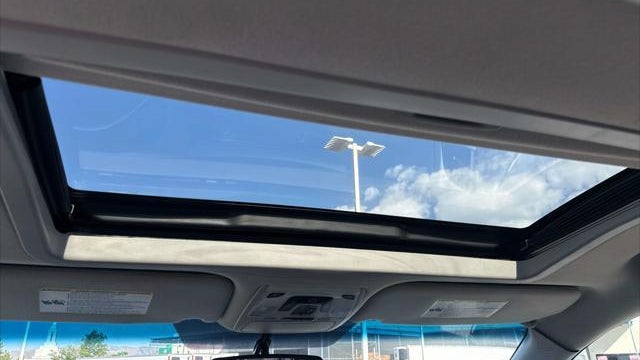2014 Toyota Sienna XLE 7-Passenger