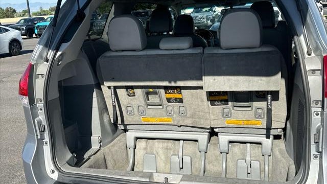 2014 Toyota Sienna XLE 7-Passenger