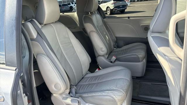 2014 Toyota Sienna XLE 7-Passenger
