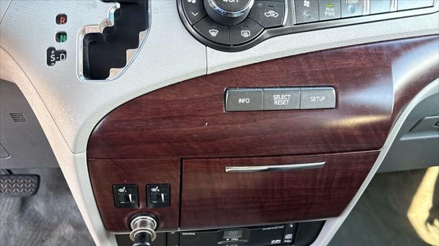 2014 Toyota Sienna XLE 7-Passenger
