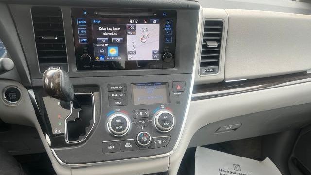 2016 Toyota Sienna XLE 7-Passenger