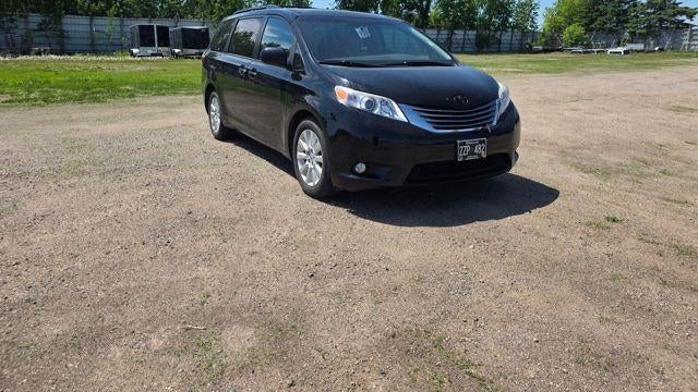 2015 Toyota Sienna XLE 7-Passenger