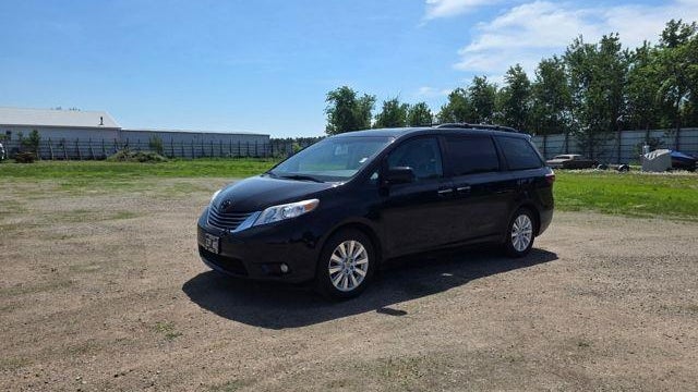 2015 Toyota Sienna XLE 7-Passenger