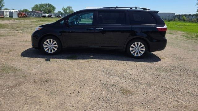2015 Toyota Sienna XLE 7-Passenger