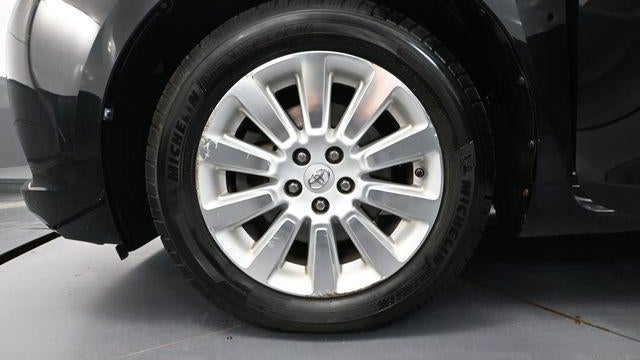 2015 Toyota Sienna XLE 7-Passenger