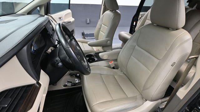 2015 Toyota Sienna XLE 7-Passenger