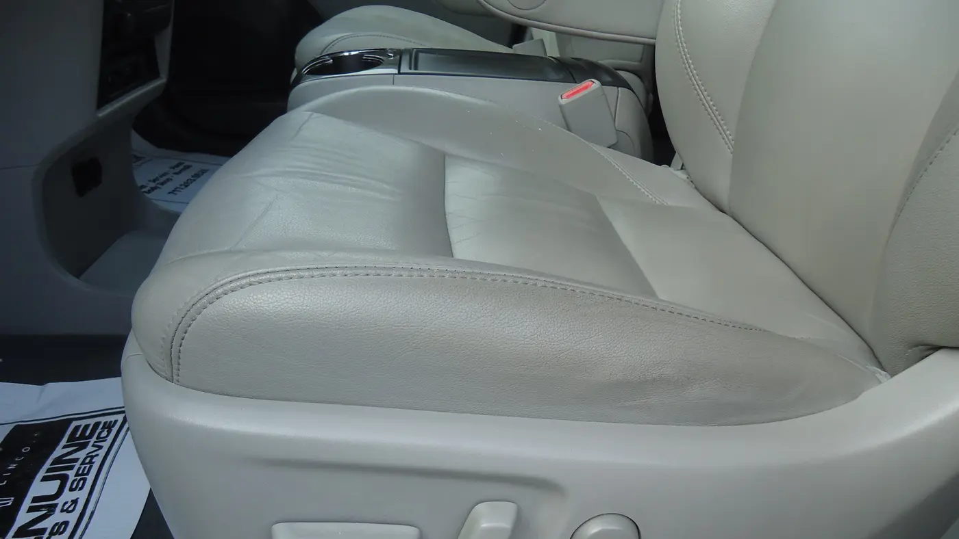 2015 Toyota Sienna XLE 7-Passenger
