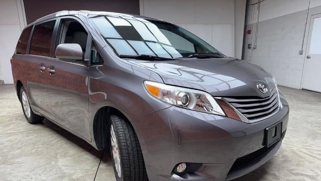 2015 Toyota Sienna XLE 7-Passenger