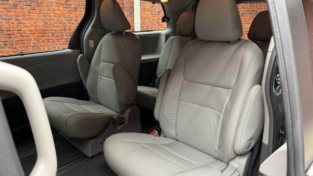 2015 Toyota Sienna XLE 7-Passenger