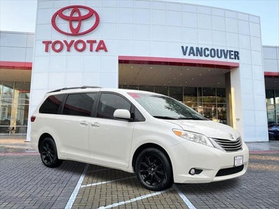 Photo of a 2015 Toyota Sienna AWD XLE 7-Passenger 4DR Mini-Van for sale