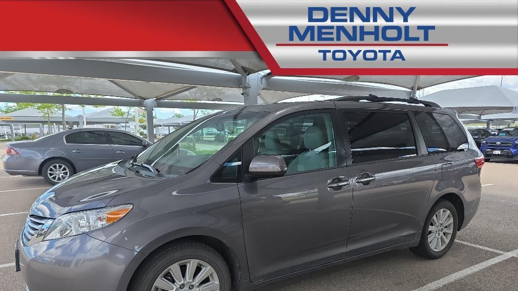 Preowned 2015 Toyota Sienna XLE 7-Passenger for Sale