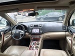2012 Highlander Thumbnail 21