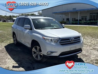Photo of a 2013 Toyota Highlander AWD Limited 4DR SUV for sale