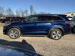 2016 Highlander Thumbnail 3