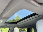 2016 Highlander Thumbnail 3