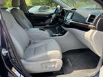 2016 Highlander Thumbnail 15