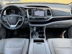 2016 Highlander Thumbnail 16