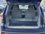 2016 Highlander Thumbnail 28
