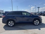 2016 Highlander Thumbnail 2