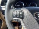 2016 Highlander Thumbnail 28