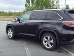 2016 Highlander Thumbnail 9