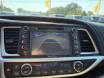 2015 Highlander Thumbnail 28