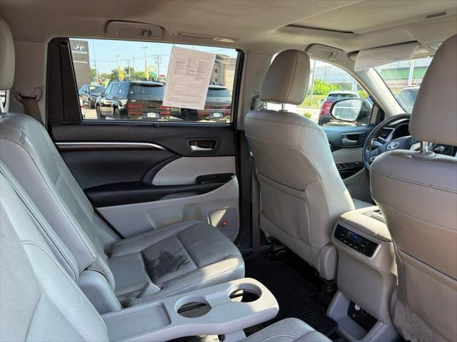 2015 Toyota Highlander - $11,441