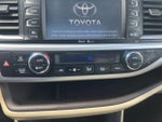 2015 Highlander Thumbnail 28