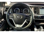 2016 Highlander Thumbnail 6