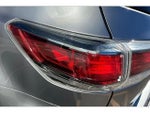 2016 Highlander Thumbnail 34