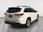 2016 Highlander Thumbnail 5