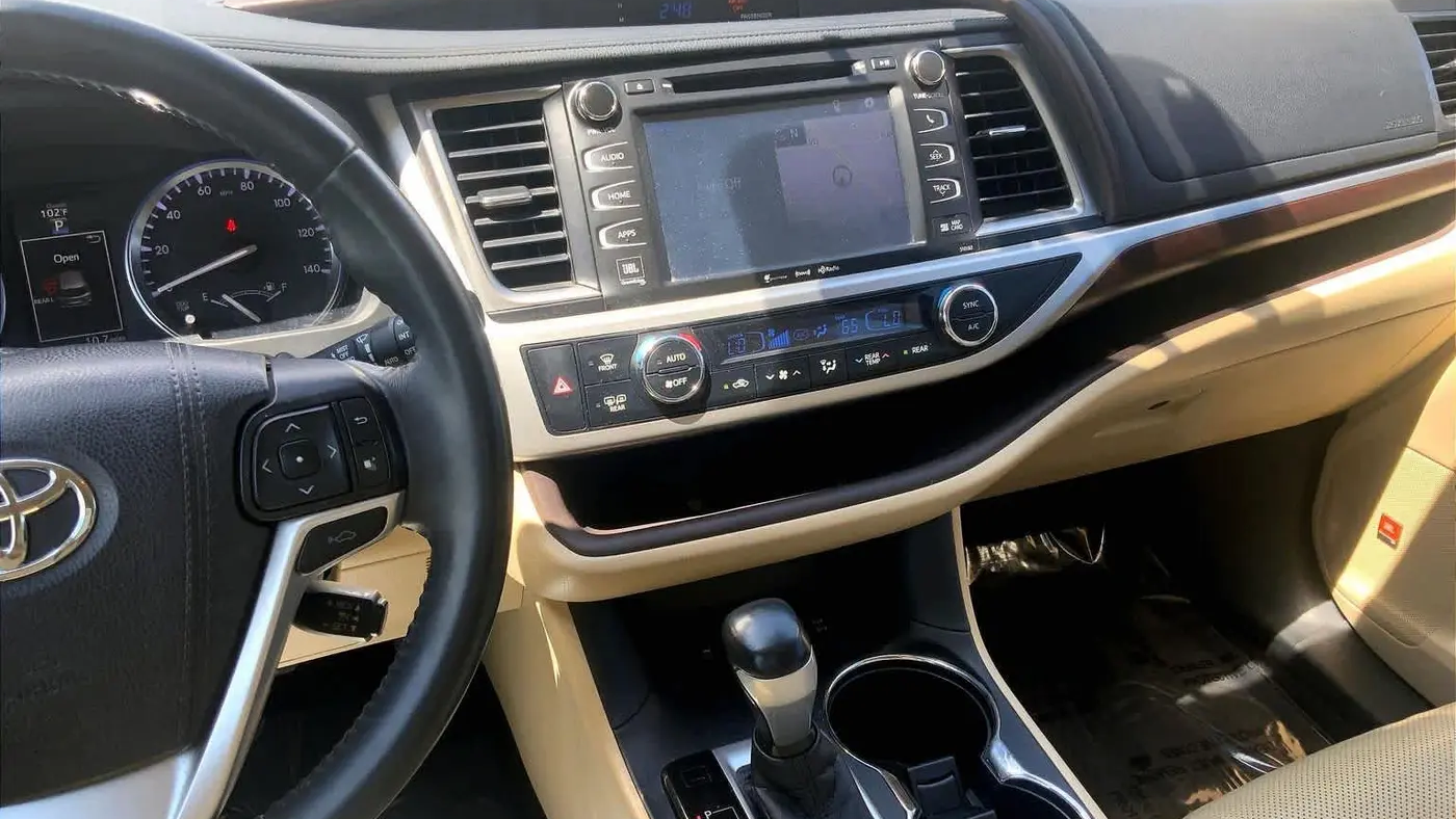 2016 Toyota Highlander Limited