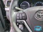 2016 Highlander Thumbnail 14